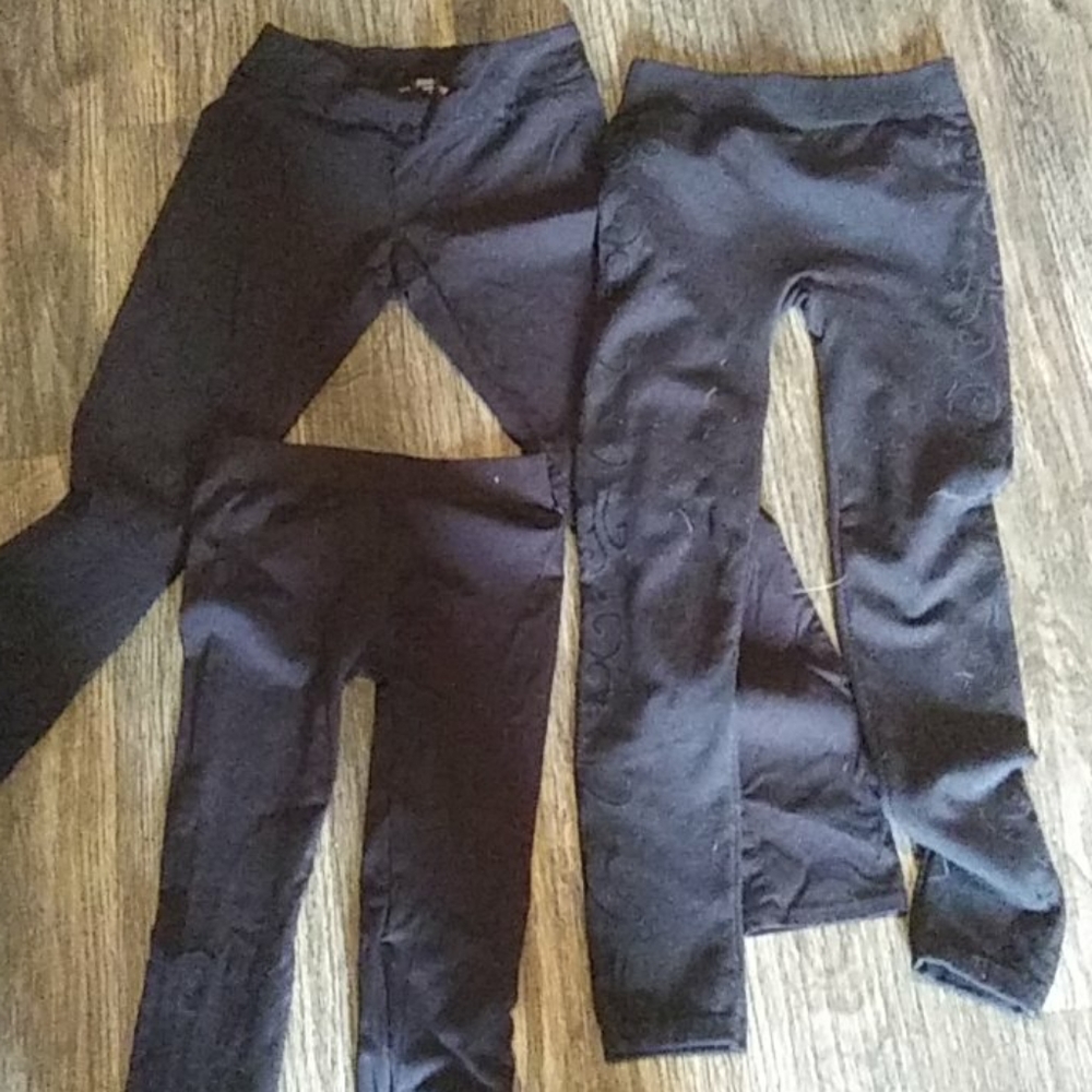 3 black leggins